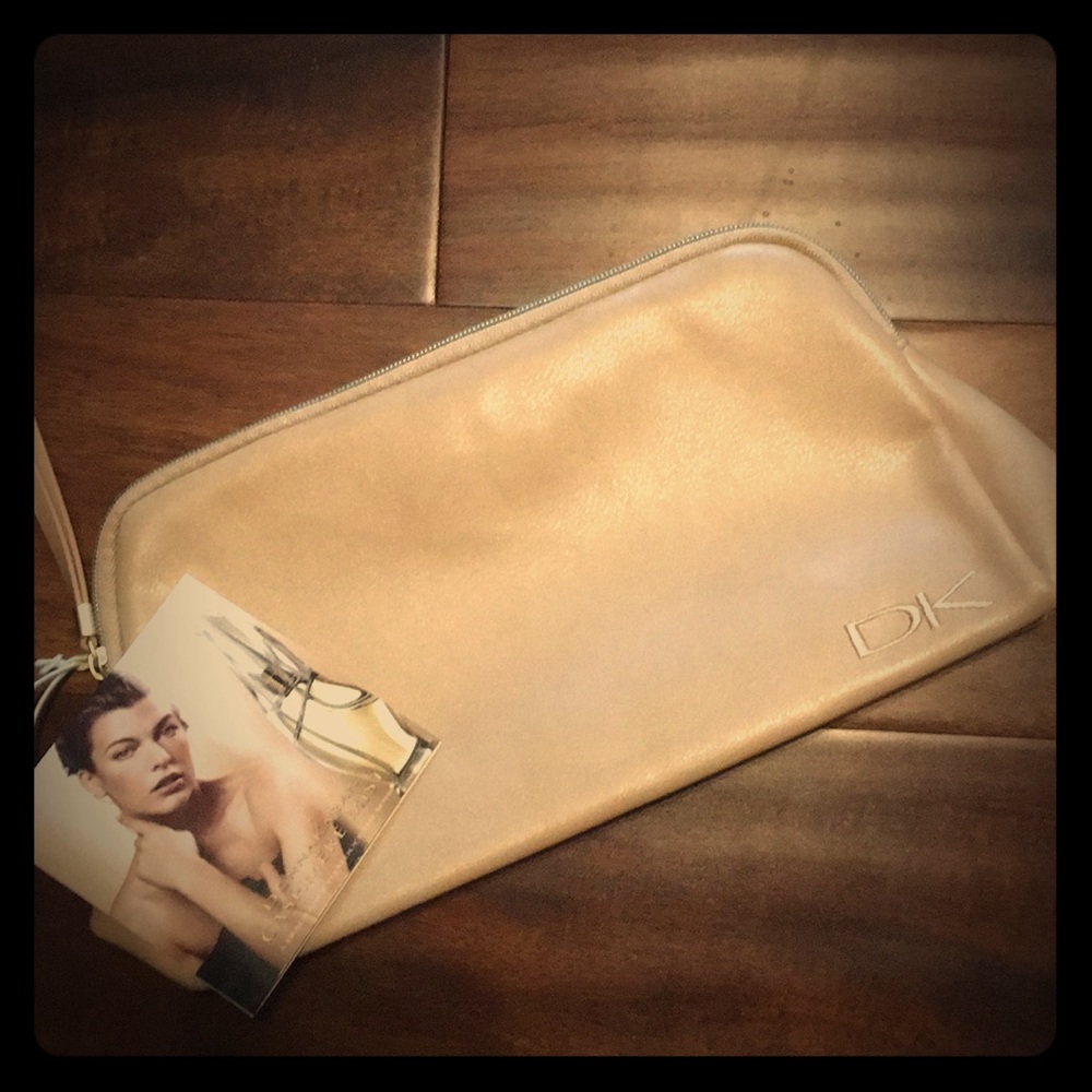 Donna Karan make-up / cosmetic bag